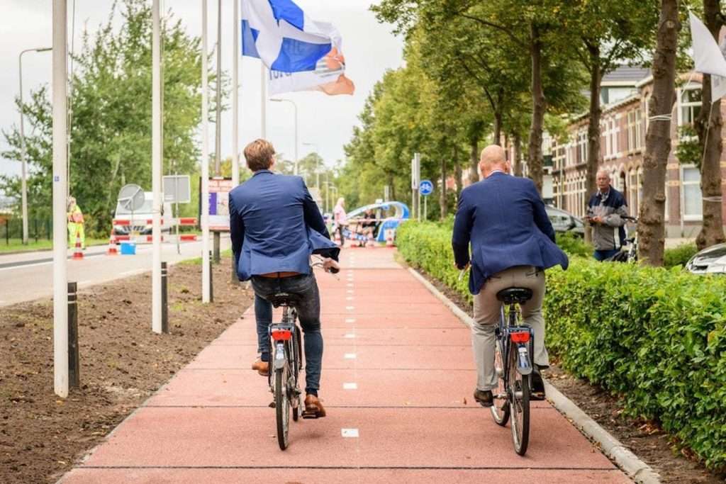 plastic road bike path opens in the Netherlands