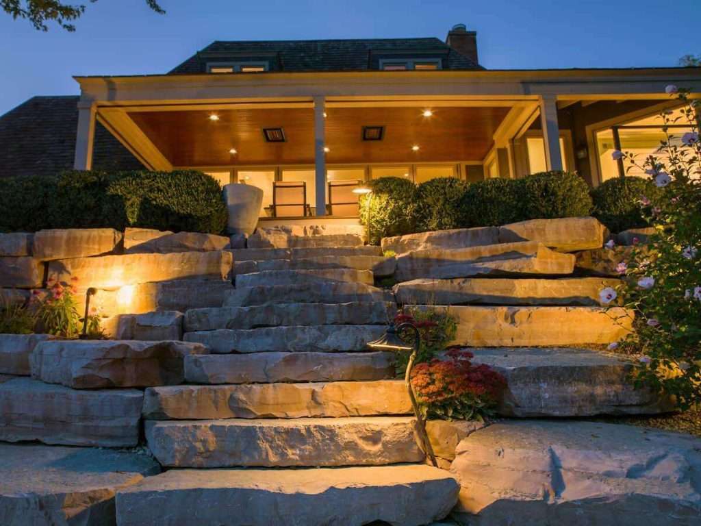 outdoor lighting ideas - wall sconce