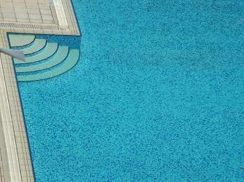 pool hydrotherapy for arthritis relief